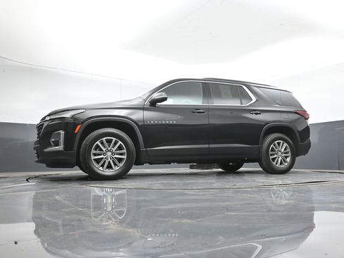 Used 2023 Chevrolet Traverse LT image 43