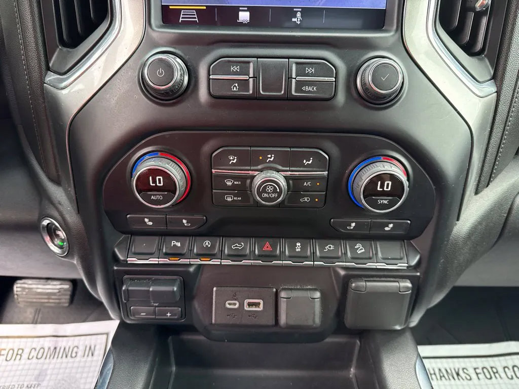 Used 2019 Chevrolet Silverado 1500 RST w/ True North Edition AWD/4WD image 23