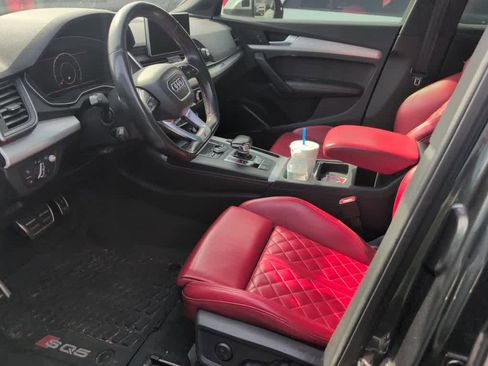 Used 2018 Audi SQ5 Prestige w/ Prestige Package image 10