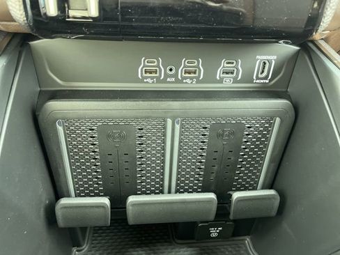 New 2026 RAM 3500 Longhorn AWD/4WD image 32