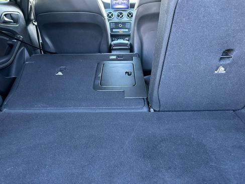 Used 2020 Mercedes-Benz GLA 250 image 18