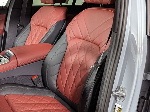 New 2026 BMW X6 xDrive40i image 15