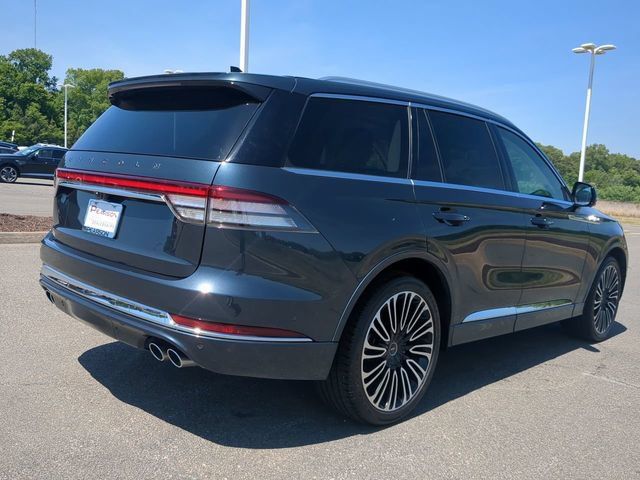 Used 2024 Lincoln Aviator Black Label w/ Dynamic Handling Package AWD/4WD image 4