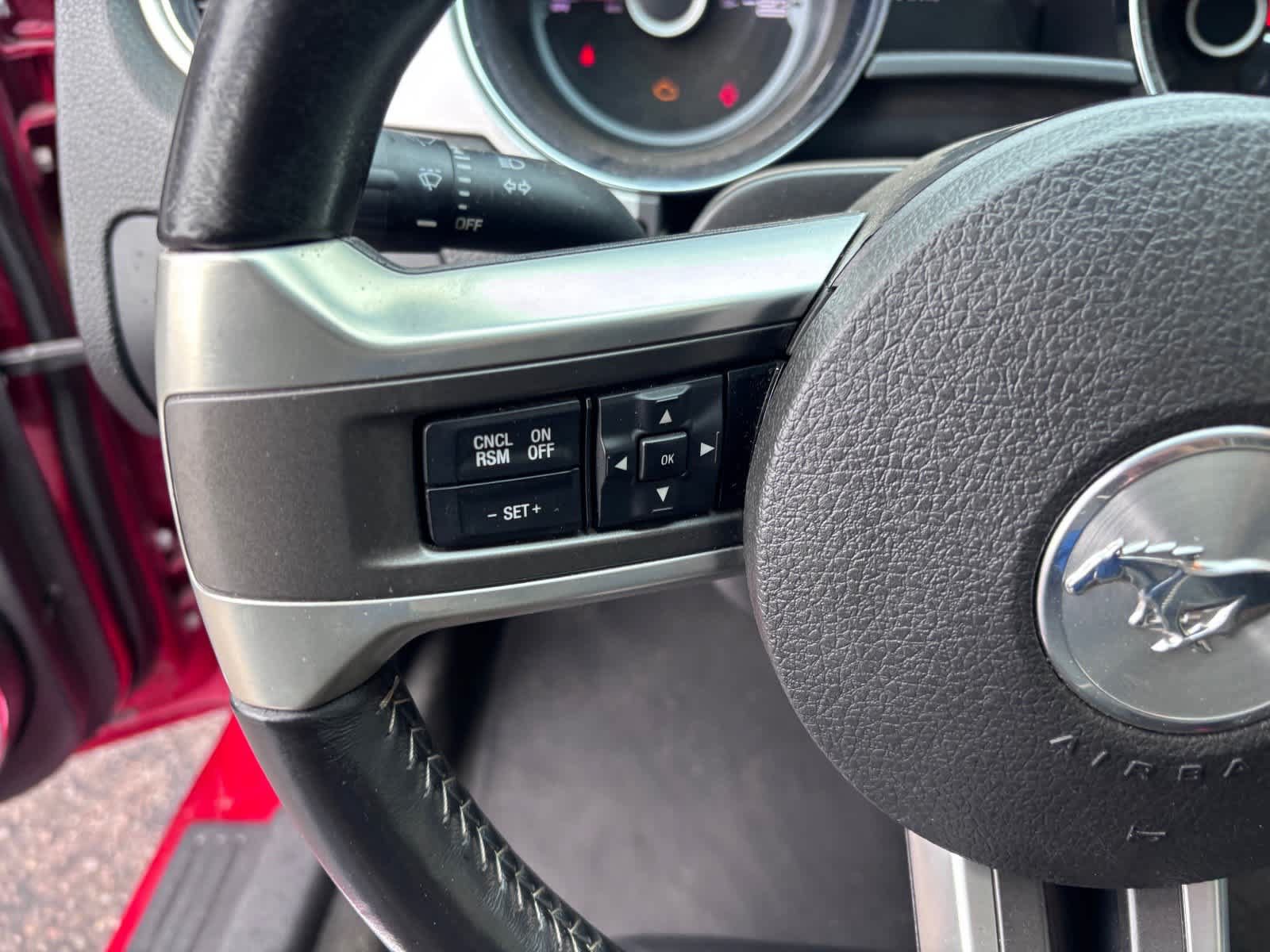 Used 2013 Ford Mustang GT Premium w/ Security Pkg RWD image 14