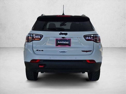 New 2026 Jeep Compass Trailhawk image 8