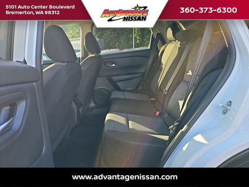 Used 2024 Nissan Rogue SV image 22
