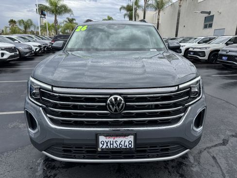 Used 2026 Volkswagen Atlas SE FWD image 3