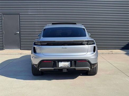 New 2025 Porsche Macan Turbo Electric image 6