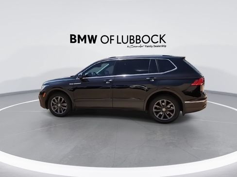 Used 2022 Volkswagen Tiguan SE FWD image 6