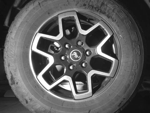 Used 2023 Ford Bronco Outer Banks AWD/4WD image 16