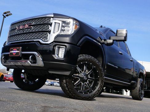 Used 2023 GMC Sierra 2500 Denali w/ Denali Black Diamond Edition image 57