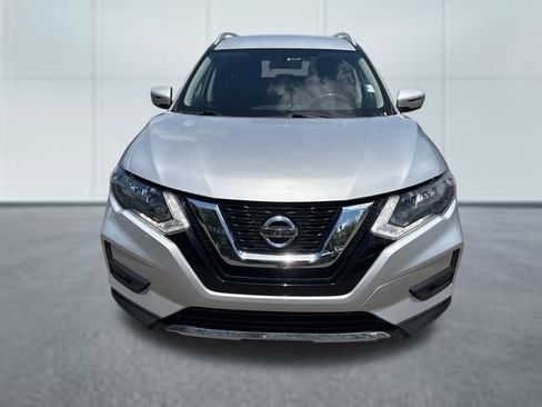 Used 2017 Nissan Rogue SV AWD/4WD image 6