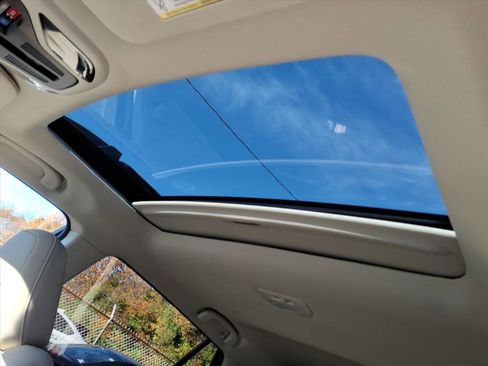 New 2025 Subaru Outback Limited image 9