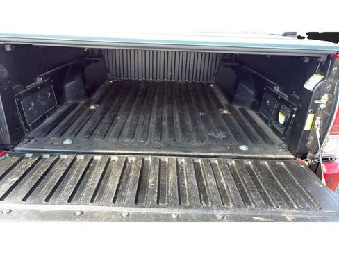 Used 2018 Toyota Tacoma Limited AWD/4WD image 21