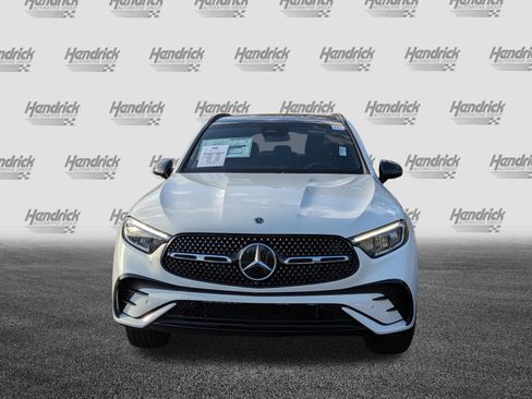 Used 2026 Mercedes-Benz GLC 300 4MATIC image 3