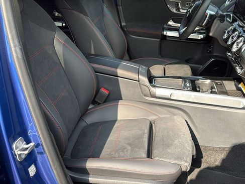 Certified 2024 Mercedes-Benz GLB 250 GLB 250 image 11