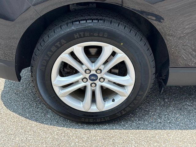 Used 2019 Ford Edge SEL w/ Equipment Group 201A AWD/4WD image 26