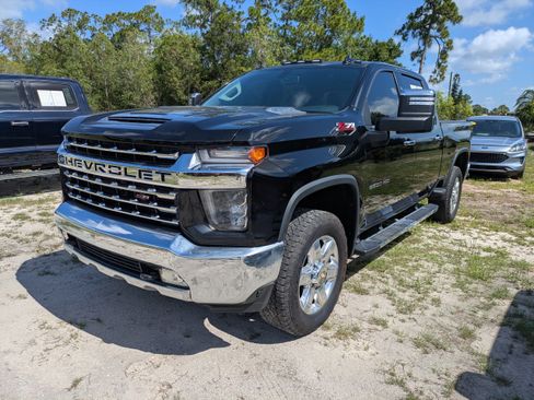 Used 2021 Chevrolet Silverado 2500 LTZ w/ LTZ Convenience Package AWD/4WD image 7