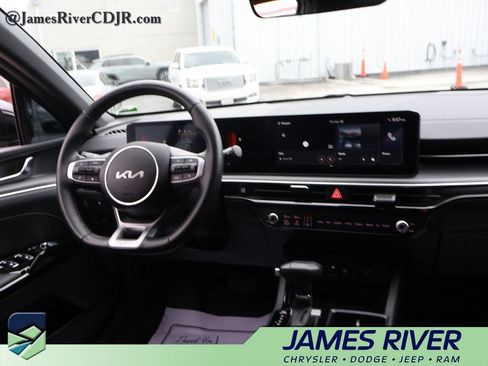 Used 2025 Kia K5 GT-Line AWD/4WD image 13