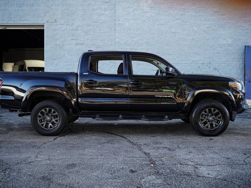 Used 2021 Toyota Tacoma SR5 image 17
