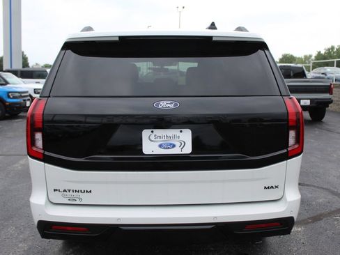 New 2027 Ford Expedition Max Platinum w/ Stealth Performance Package AWD/4WD image 4