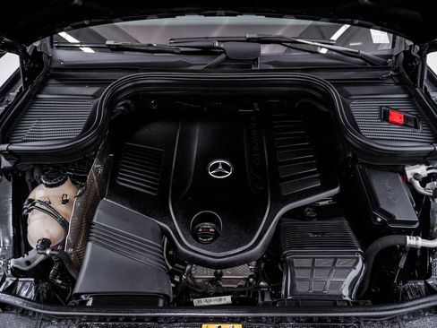Used 2022 Mercedes-Benz GLS 450 4MATIC image 30