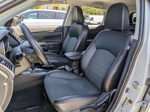 Used 2025 Mitsubishi Outlander Sport SE AWD/4WD image 23