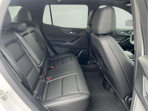 New 2026 Chevrolet Equinox LT w/ Convenience Package II image 48