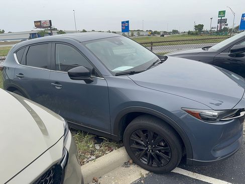 Used 2021 MAZDA CX-5 Carbon Edition FWD image 2
