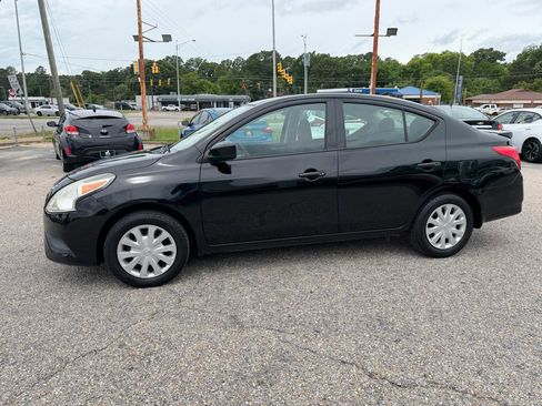 Used 2017 Nissan Versa S Plus FWD image 11