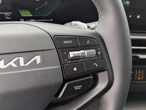 New 2026 Kia Sportage EX AWD/4WD image 32
