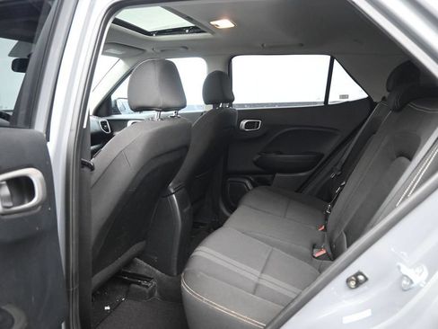 Certified 2023 Hyundai Venue SEL FWD image 25
