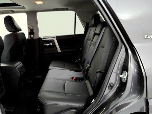 Used 2022 Toyota 4Runner Limited AWD/4WD image 12