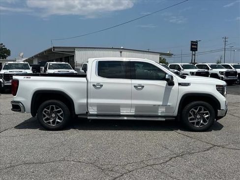 New 2026 GMC Sierra 1500 SLT w/ SLT Premium Plus Package AWD/4WD image 14