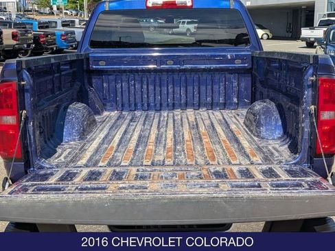 Used 2016 Chevrolet Colorado W/T w/ WT Convenience Package AWD/4WD image 10