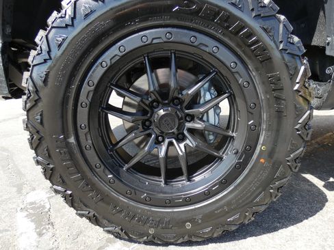 Used 2025 Toyota Tundra Limited image 11