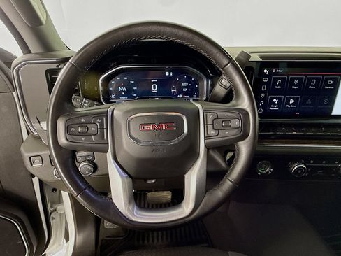 Used 2023 GMC Sierra 1500 SLE w/ X31 Off-Road Package AWD/4WD image 13