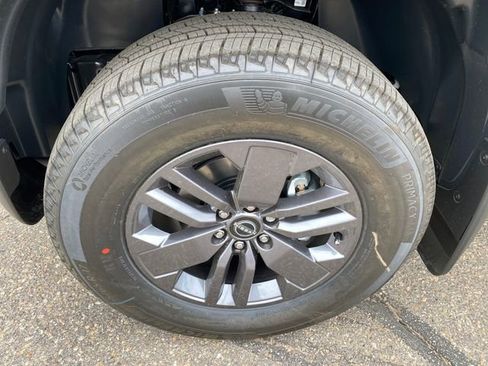 New 2026 Nissan Frontier SV AWD/4WD image 23