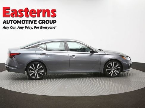 Used 2020 Nissan Altima 2.5 SR FWD image 44