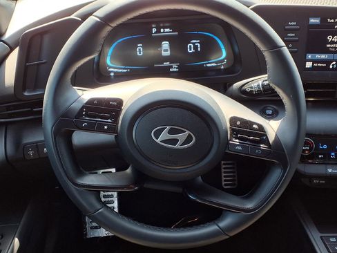 Certified 2025 Hyundai Elantra Sport image 20