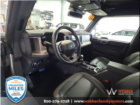 Used 2025 Ford Bronco Outer Banks AWD/4WD image 12