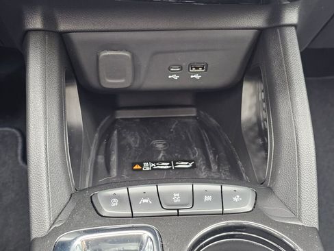 New 2025 Chevrolet TrailBlazer ACTIV w/ Convenience Package FWD image 18