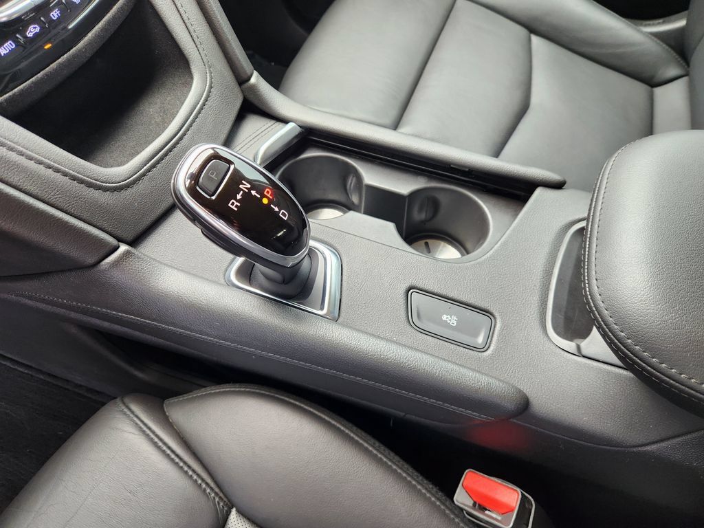 Used 2019 Cadillac XT5 Luxury FWD image 19
