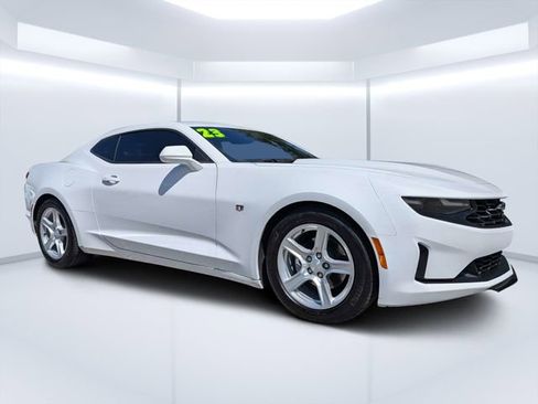 Used 2023 Chevrolet Camaro LT RWD image 1