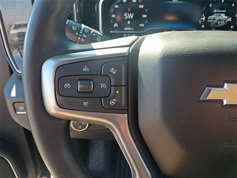 Used 2023 Chevrolet Silverado 1500 LT image 20