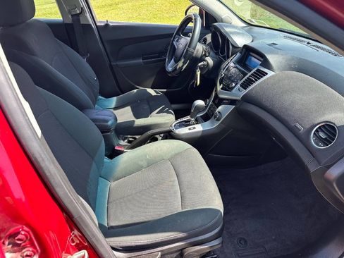 Used 2011 Chevrolet Cruze LT FWD image 9