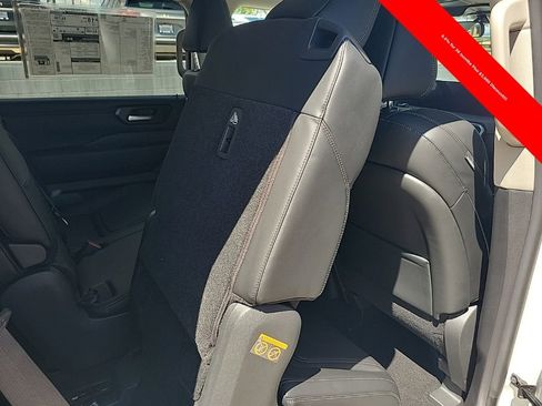 New 2026 Nissan Armada SV image 41