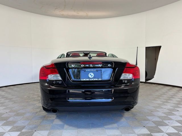 Used 2013 Volvo C70 T5 w/ Climate Pkg FWD image 6