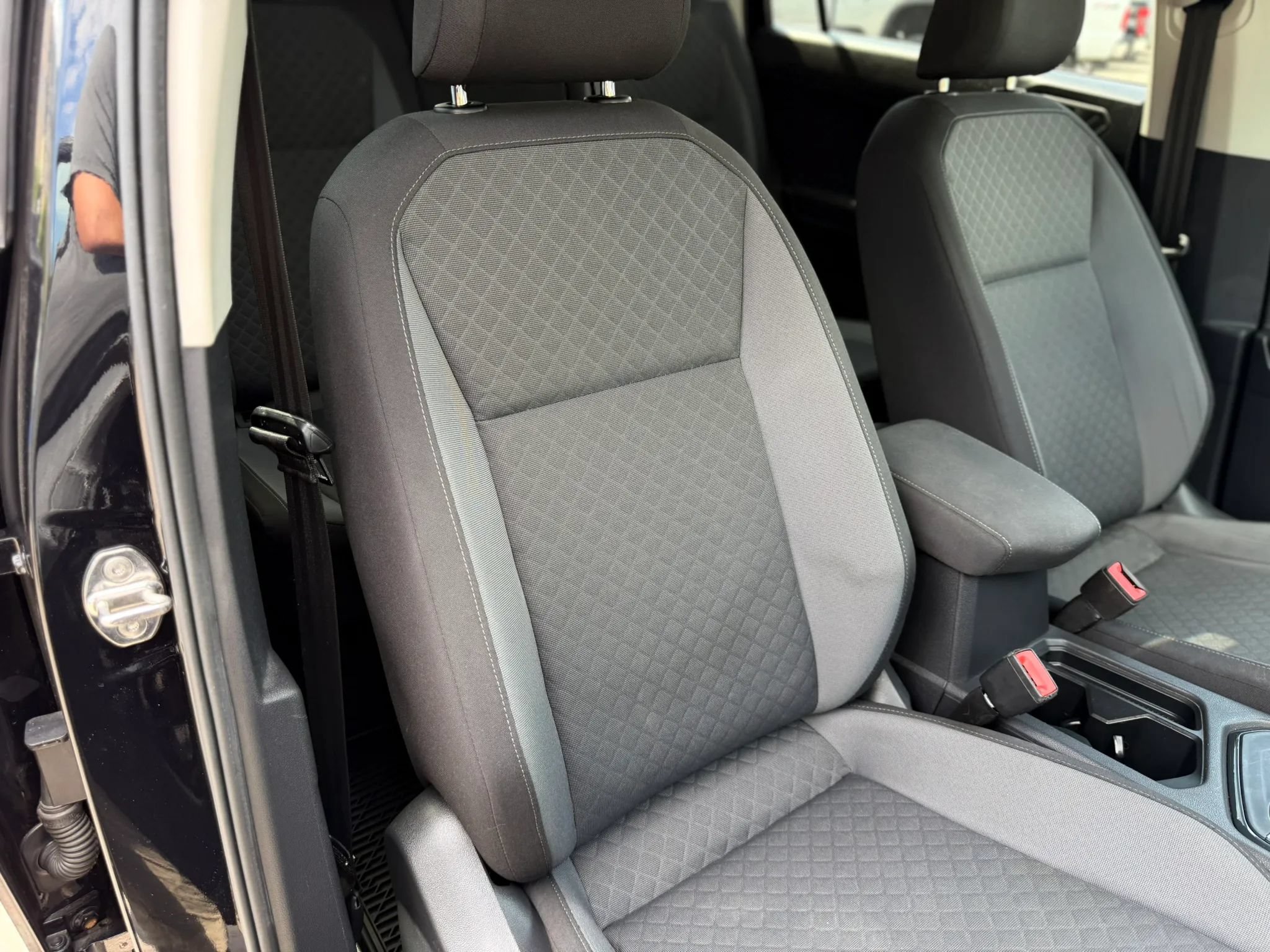 Used 2019 Volkswagen Tiguan S w/ Driver Assistance Package FWD image 8