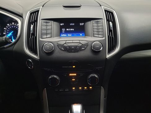 Used 2017 Ford Edge SEL image 25